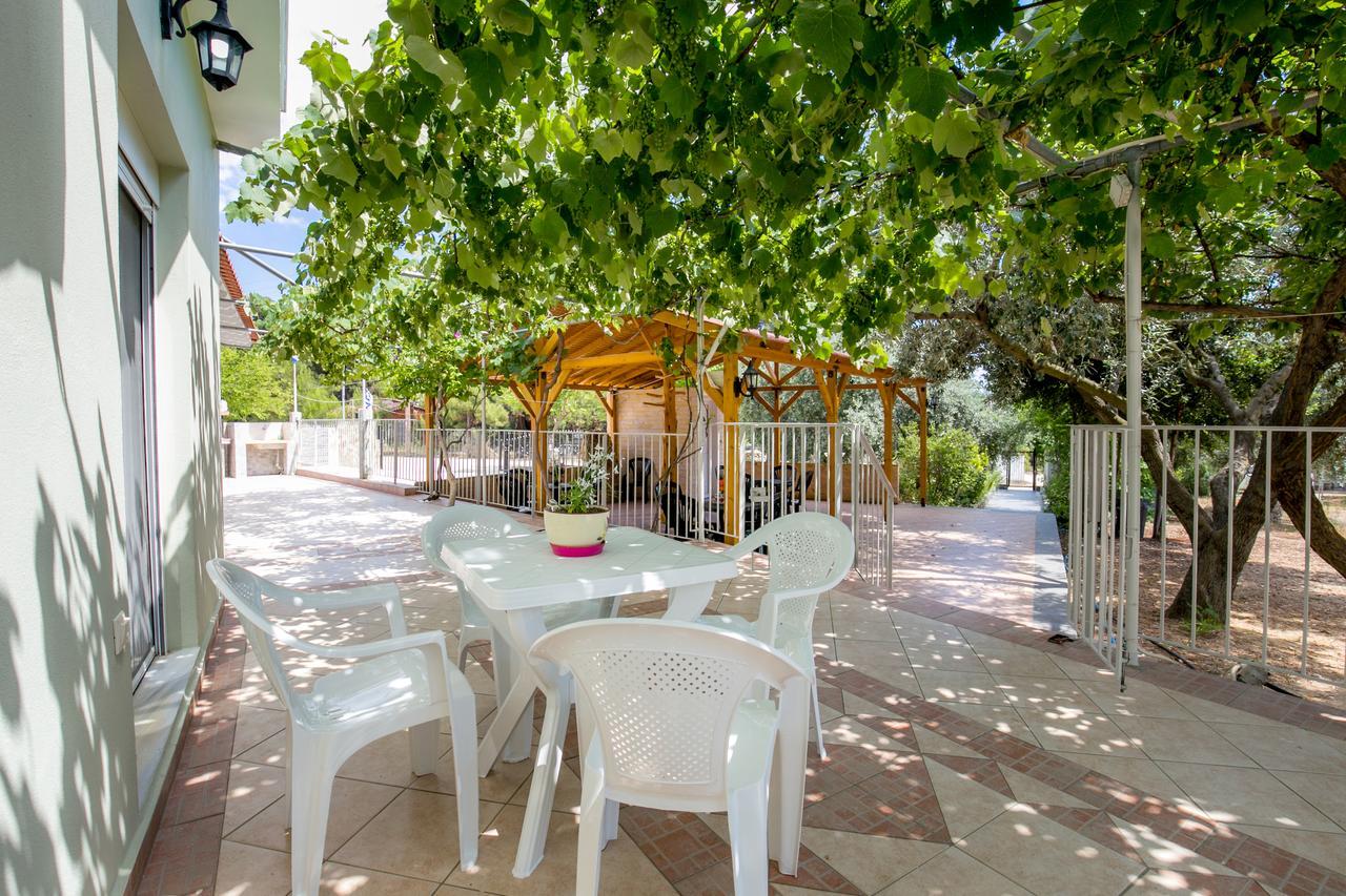 Villa Dimitris Potos Zewnętrze zdjęcie